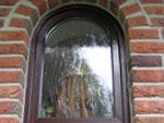 Braun lackiertes Alu-Fenster